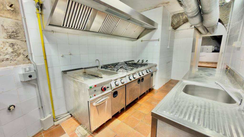 negozio in vendita a Castelnuovo di Porto in zona Montelungo