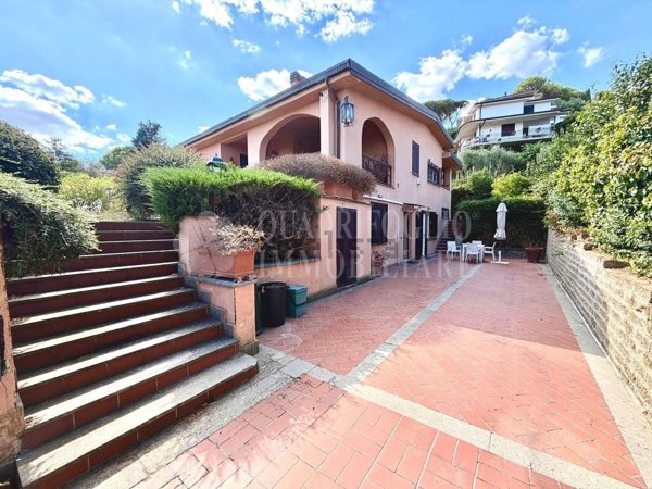casa indipendente in vendita a Castelnuovo di Porto in zona Valleioro