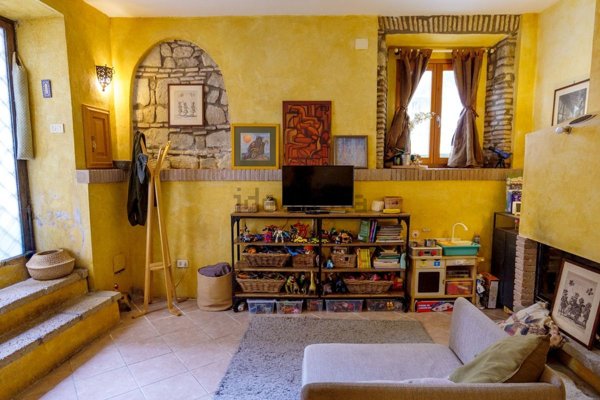 appartamento in vendita a Castelnuovo di Porto in zona Montelungo