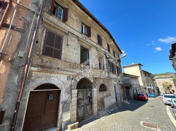 appartamento in vendita a Cave
