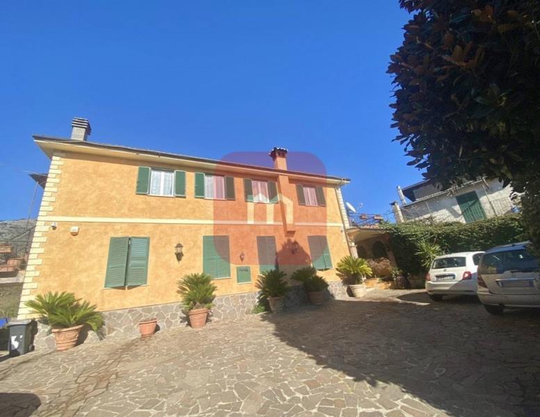 appartamento in vendita a Cave