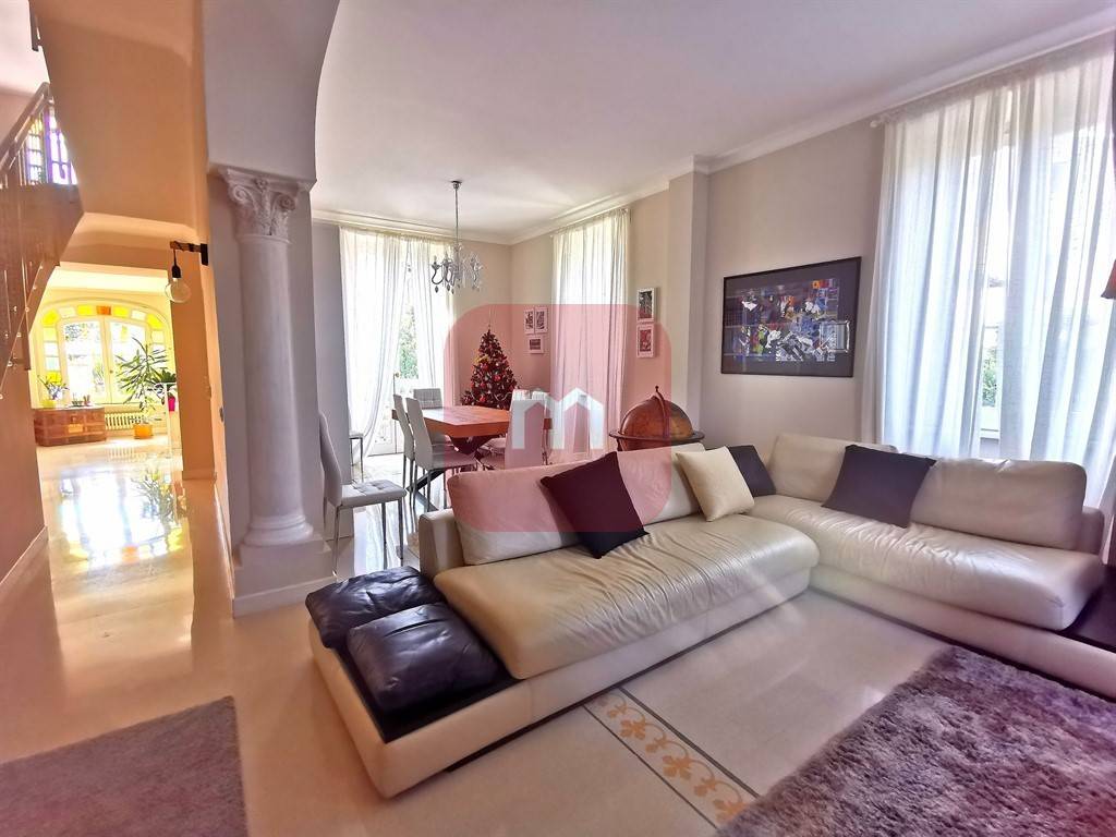 casa indipendente in vendita a Cave