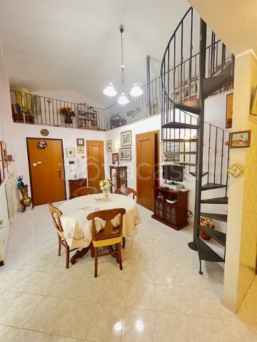 appartamento in vendita a Cave