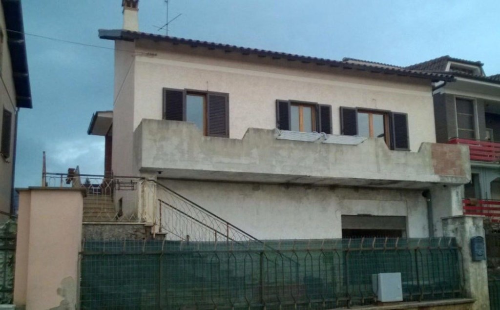 appartamento in vendita a Cave