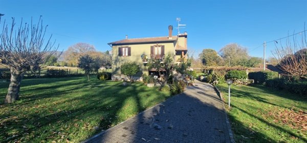 casa indipendente in vendita a Cave in zona Collepalme