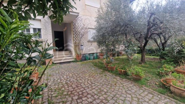 appartamento in vendita a Cave
