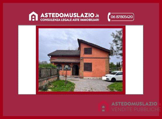 casa indipendente in vendita a Cave