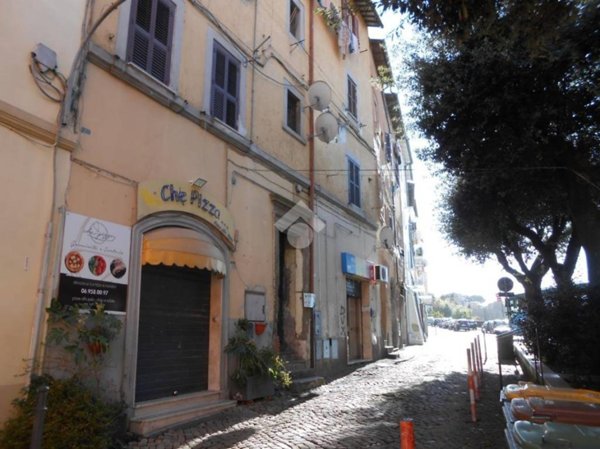 appartamento in vendita a Cave