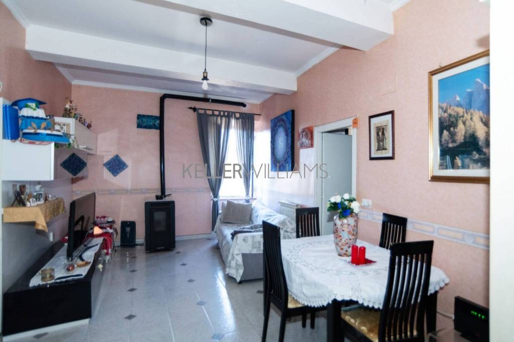 appartamento in vendita a Cave