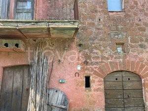 appartamento in vendita a Cave in zona San Bartolomeo