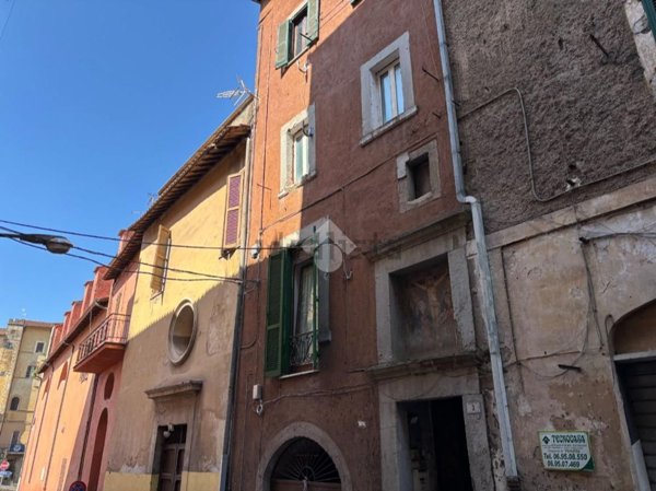 appartamento in vendita a Cave