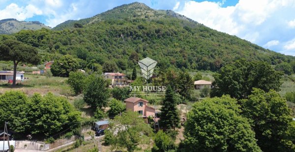 appartamento in vendita a Cave