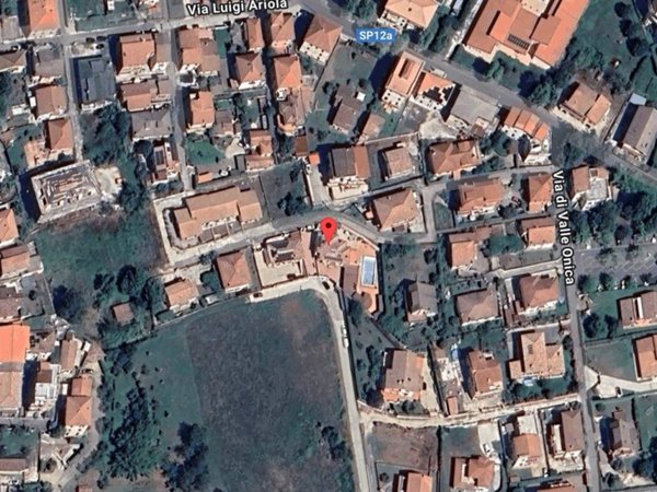 casa indipendente in vendita a Cave