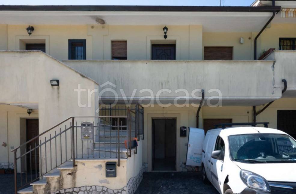 appartamento in vendita a Cave