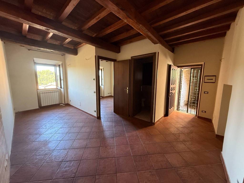 appartamento in vendita a Cave