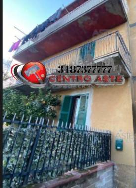 appartamento in vendita a Cave