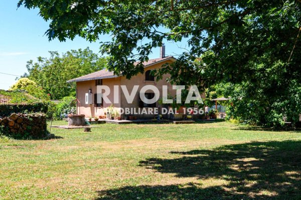 casa indipendente in vendita a Cave