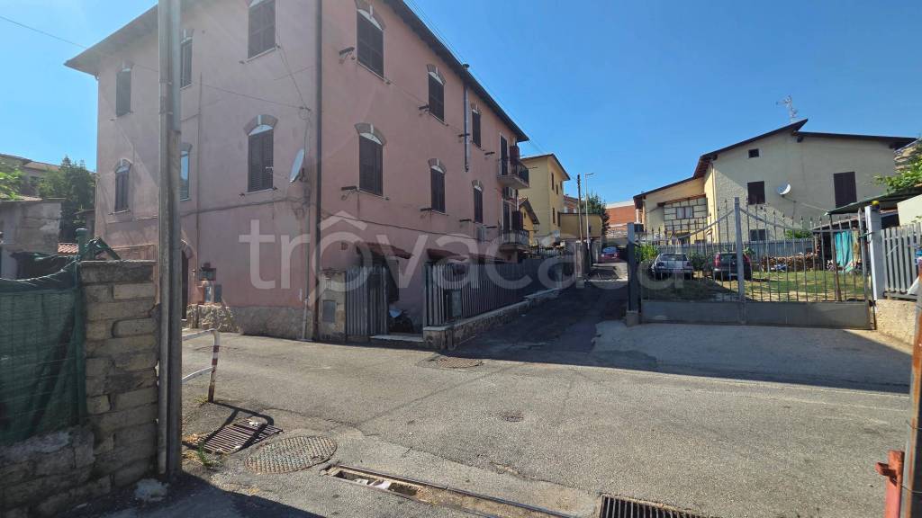 appartamento in vendita a Cave