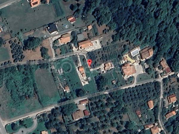 appartamento in vendita a Cave in zona San Bartolomeo