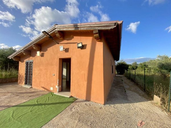 casa indipendente in vendita a Cave in zona San Bartolomeo
