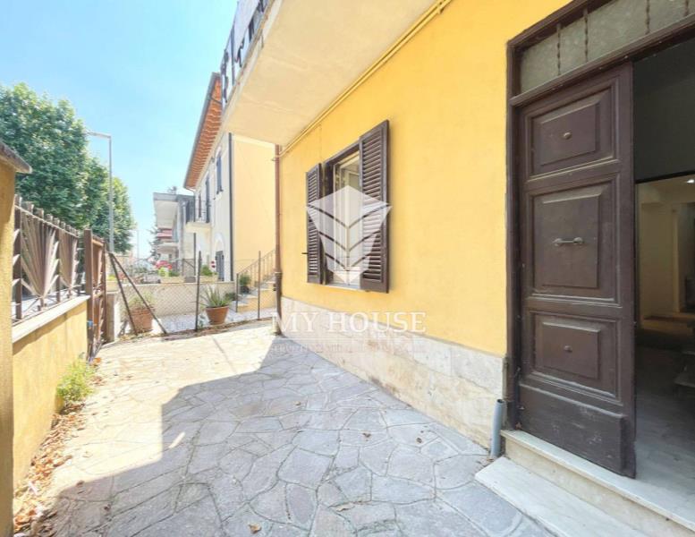 appartamento in vendita a Cave