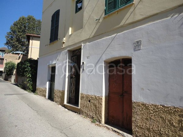 appartamento in vendita a Cave