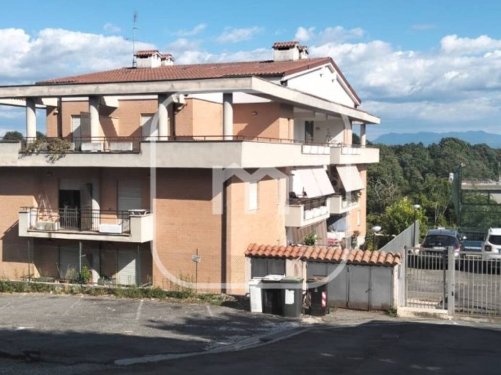 appartamento in vendita a Cave