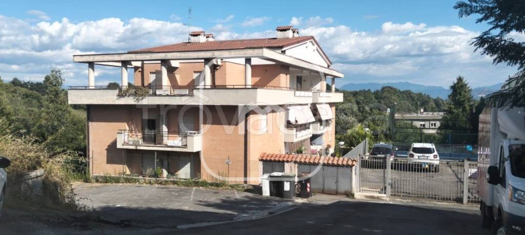 appartamento in vendita a Cave