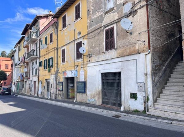 appartamento in vendita a Cave