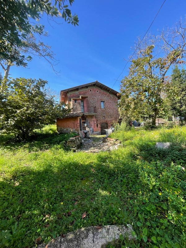casa indipendente in vendita a Cave