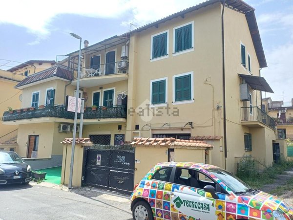appartamento in vendita a Cave