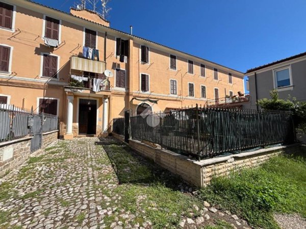 appartamento in vendita a Cave