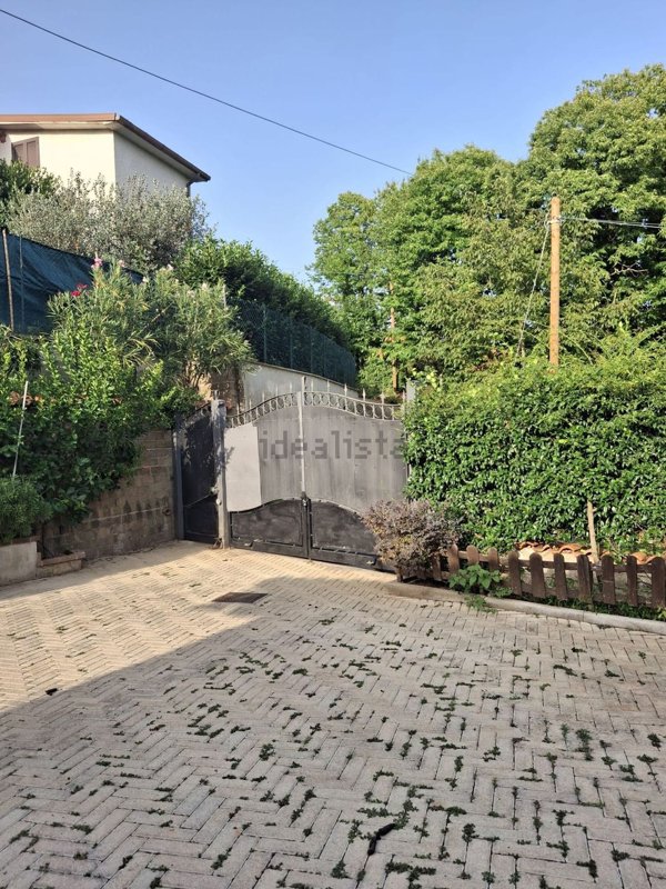 casa indipendente in vendita a Cave