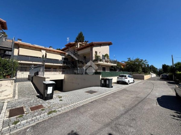 appartamento in vendita a Cave