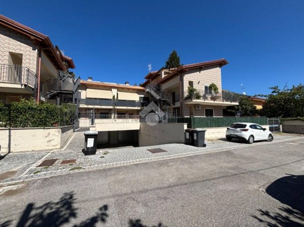 appartamento in vendita a Cave