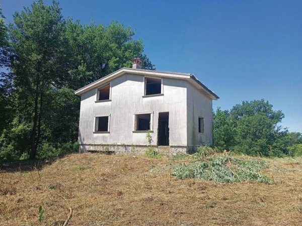 casa indipendente in vendita a Cave