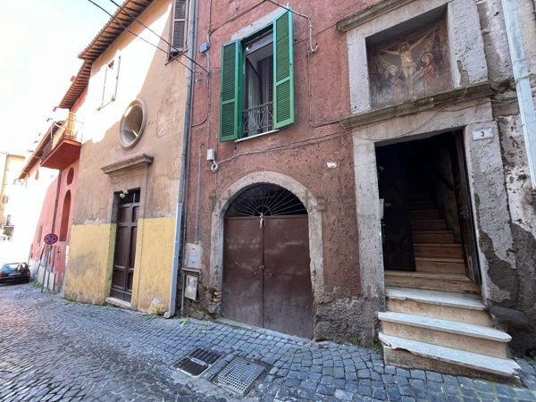 appartamento in vendita a Cave