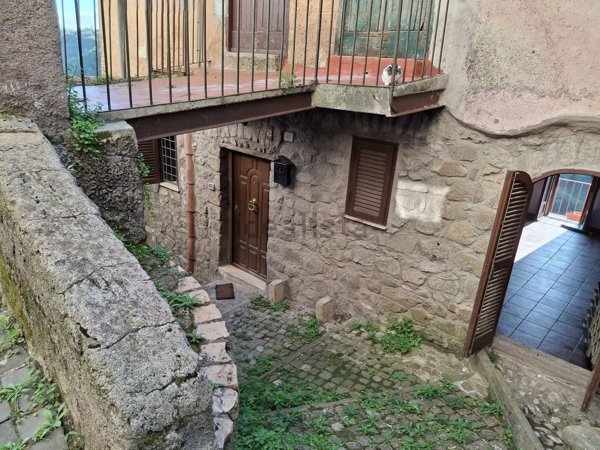 appartamento in vendita a Cave