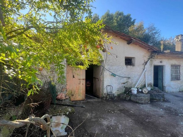 casa indipendente in vendita a Cave