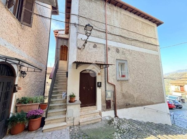 appartamento in vendita a Cave