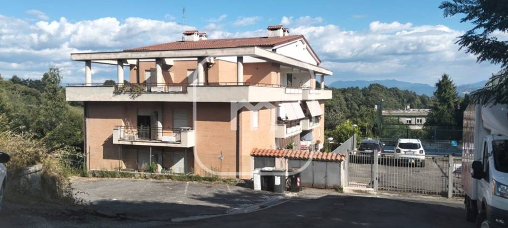 appartamento in vendita a Cave