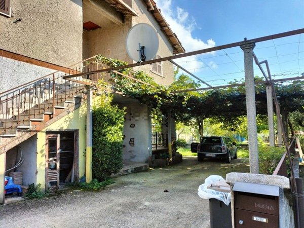 appartamento in vendita a Cave