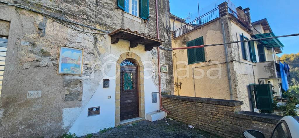 appartamento in vendita a Cave