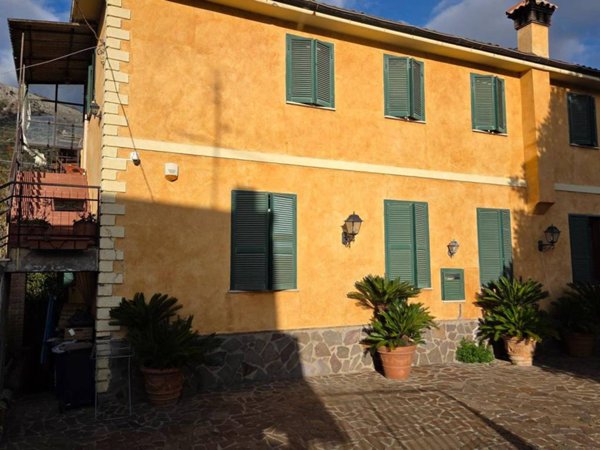 appartamento in vendita a Cave