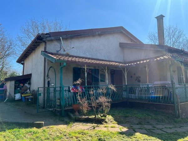 casa indipendente in vendita a Cave in zona Collepalme