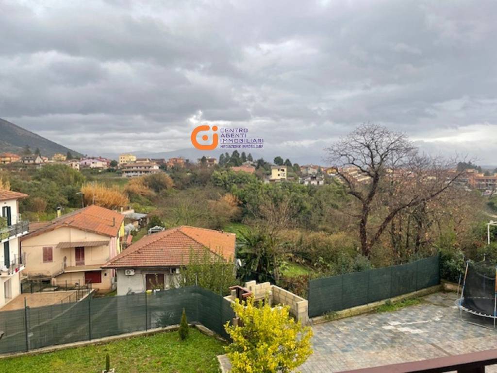 appartamento in vendita a Cave