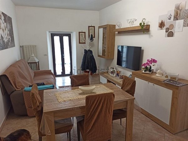 appartamento in vendita a Cave