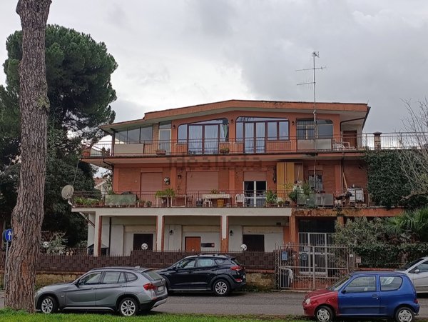 appartamento in vendita a Cave