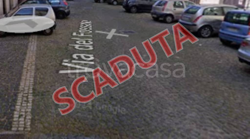 locale commerciale in vendita a Cave