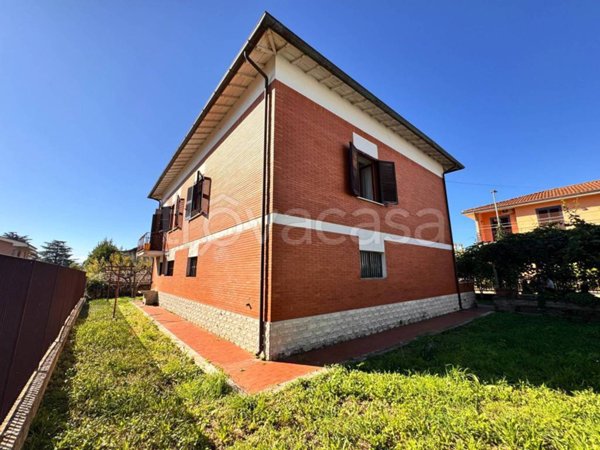 casa indipendente in vendita a Cave